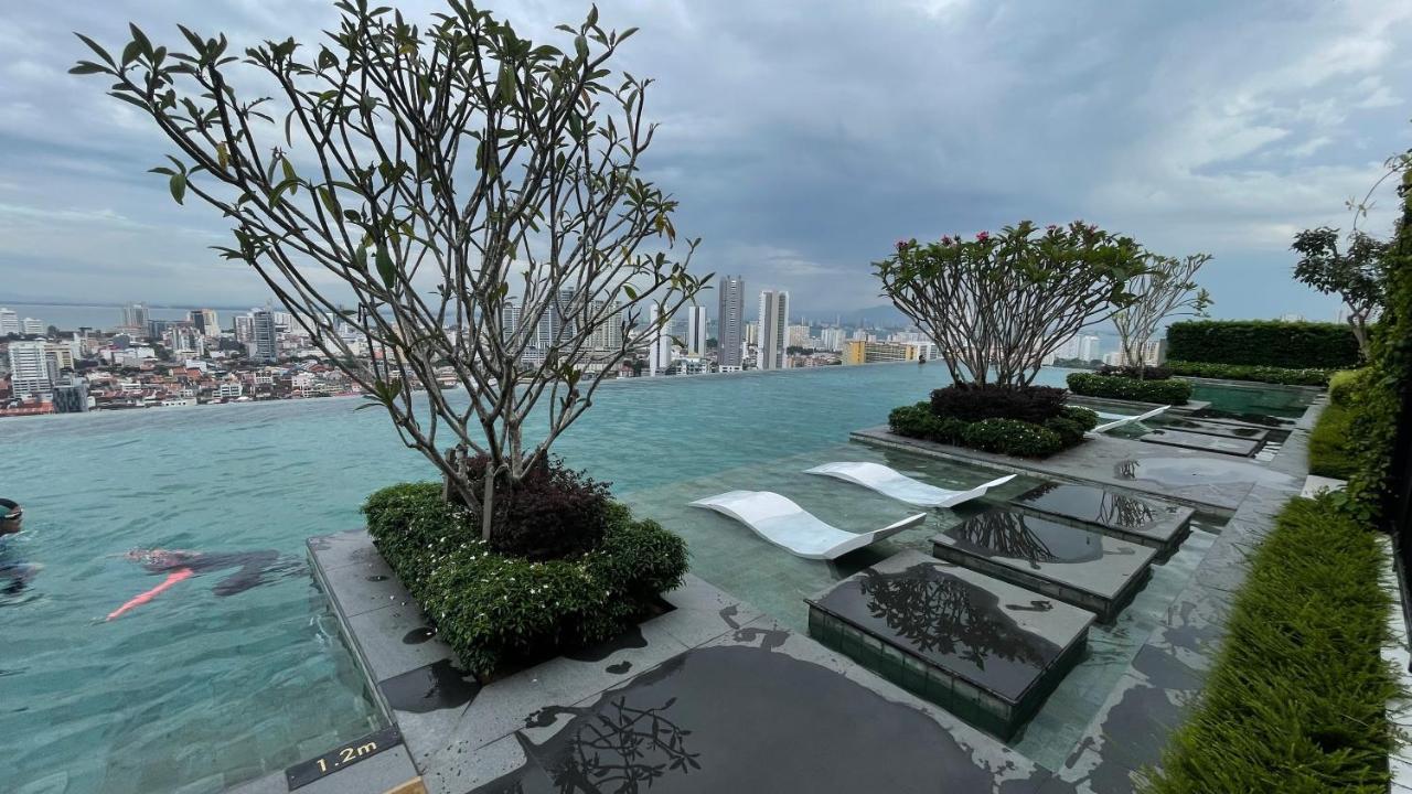 Beacon Executive Suite At Georgetown For 10Pax And 2 Bed Room ภายนอก รูปภาพ
