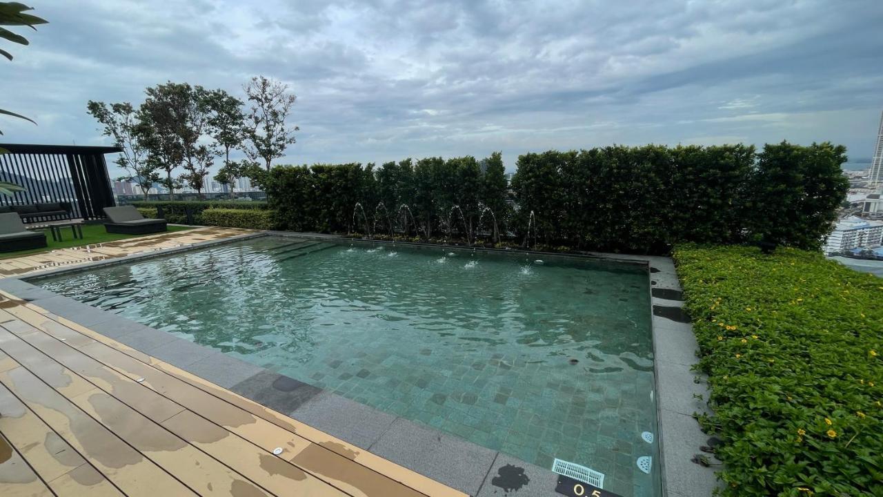 Beacon Executive Suite At Georgetown For 10Pax And 2 Bed Room ภายนอก รูปภาพ