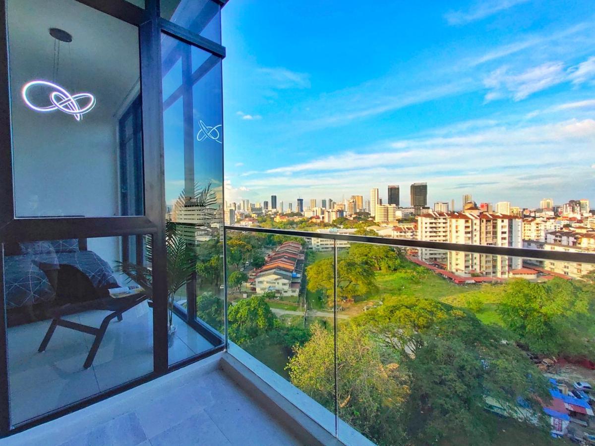 Beacon Executive Suite At Georgetown For 10Pax And 2 Bed Room ภายนอก รูปภาพ