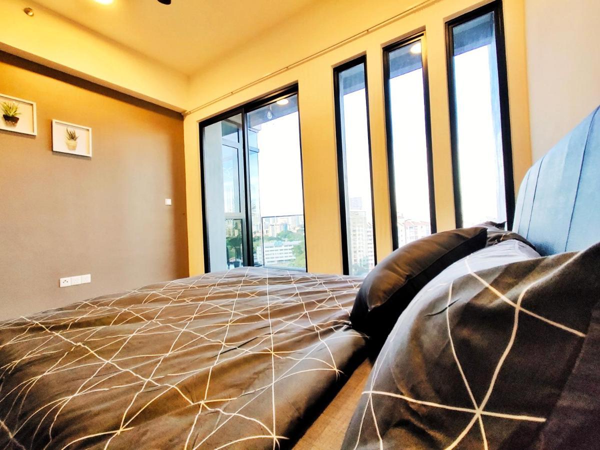 Beacon Executive Suite At Georgetown For 10Pax And 2 Bed Room ภายนอก รูปภาพ