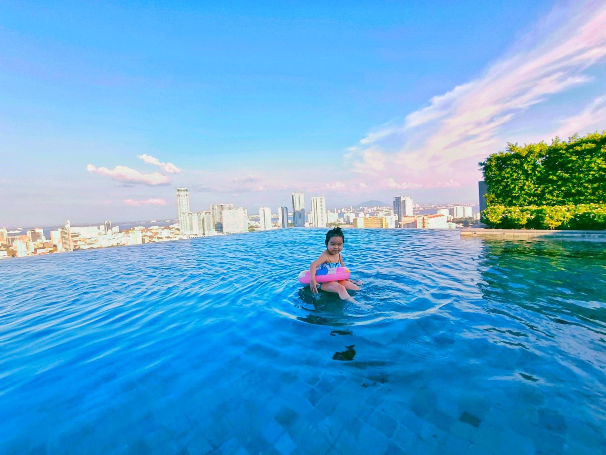 Beacon Executive Suite At Georgetown For 10Pax And 2 Bed Room ภายนอก รูปภาพ